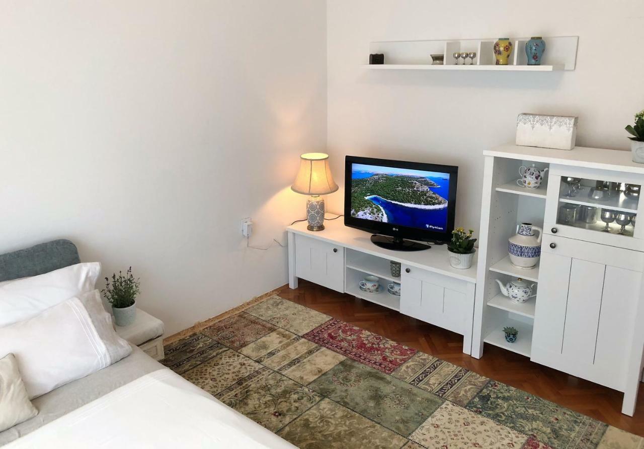 Apartment Ilija Задар Екстер'єр фото